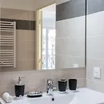 Luxurious Serviced In The French Riviera , Monaco Apartment *