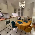 Apartment Sunny Gambetta With 3 Air Conditionings