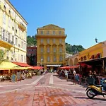 Cosy Appartement, Moderne, Fuchsia, Industriel