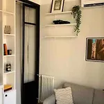 Cozy One Bedroom Apartment In Nice Center
