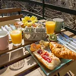Apartment * Le Provencal * Cosy Flat 3 Min Walk From The Sea *