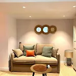 Angleterre 5 - Nice Centre - 2 Pieces Mezzanine