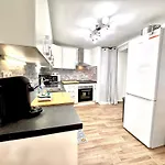 Riviera - Angle Droite - Old Town Promenade Des Apartment 3*
