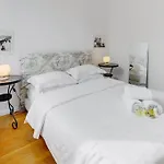 Rue Fodere Location Port Area Nice