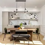 Apartment Designer Floor Peaceful Elevator Fiber Wifi, Balcony *