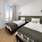 Designer Top Floor Peaceful Elevator Fiber Wifi, Balcony