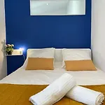 Apartment Le Village - Cosy Flat 5 Min Walk Away From Sea *