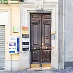 #57 Staywiz Us - Suite Notre Dame Central Balcony & Ac