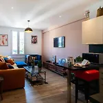 L58 Staywiz Us -Port Suite 2 Bdrs 5Mins Old Town & Beach Tram