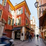 06A2 - Heart Of Old Nice Beautiful Renovated Apartment