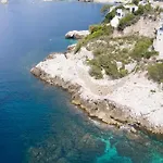 06A1 - Just Like On A Boat Sailing On The Sea