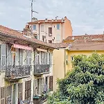 Charming 2-Bedroom Retreat Near City Center With Excellent Transport Links