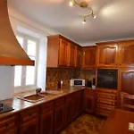 Apartment Ancienne Annonce Parc Louisa - D'epoque Avec Jardin Et Parking 4 Personnes