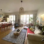 Apartment Sunny Port Old Town Free Private Parking - Clim & Balcony *