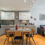 3 Pieces 4 Pers Wifi Ac