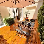 Luxury Central Condo With Private Terrace In Nice