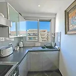 Breathtaking Rooftop Experience On Promenade Apartment *