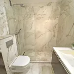 Cosy Cariatides Promenade Apartment *