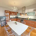 Apartment Cosy Cariatides Promenade