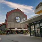 Charmant Appartement, En Plein Centre , Face A La Gare Centrale, Nice Centre