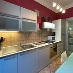 Apartment Comte De 4pers Parking Available Wifi Ac *