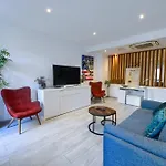 Apartment Loft Place Massena Avec Terrasse *