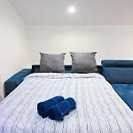 Studio Cozy Avec Terrasse N12