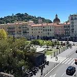Le Felix