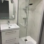 Apartment Lumineux A 2min De La