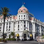 Le Grand Jean - Central Pres Gare Et Tram - Supermarches - Wifi - 3 Person