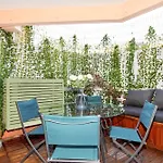 Bel Appartement Port De Nice Avec Terrasse, Parking