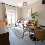 Apartment Old Town Diamond, Adorable Sunny With Ac Nice