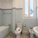 Ambassador Palace Ap2095 By Riviera Homes Apartment *