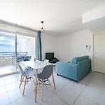 Magnifique 4 Pers,clim,parking Apartment *