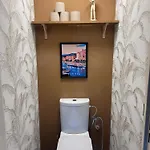 Olympie, Airport, Train And Tram Station Fully Equipped For 3 Peoples * Nice