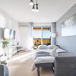 Sea View & Promenade Des Apartment