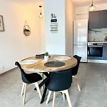 Brand New Flat With Terrace And Parc View *