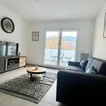 Brand New Flat With Terrace And Parc View *