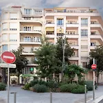 Elegant Condo With Balconies In The Heart Of Nice