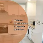 Apartment Grand 5 Chambres, 5 Television , 95 M2, Vue Mer, Tramway Sur Place, Gare Train 2 Min, Aeroport 5 Min , Large 5 Bedrooms, 5 Televisions, 95 M2, Sea View, Tram On Site, Train Station 2 Mins, Airport 5 Mins *