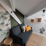 Charming Flat - Nice Port