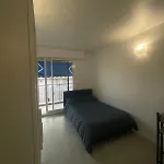 Cozy 20M Studio