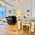Riviera: Old Town Grand Near Promenade 3*