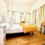 Riviera: Old Town Grand Near Promenade Apartment