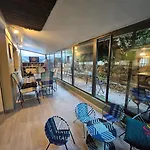 1 min de la plage, 3 chambres, terrasse et jardin