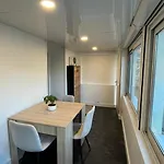 Apartment Au Port De Nice, Proche Des Plages *
