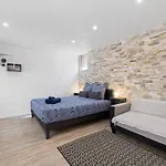 Apartment Renting - Penchienatti - Chic & Modern Urban Pearl Massena Old *