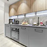 Apartment Hyper Centre - Charming Duplex - Luxury - Reversible Air Conditioning - 10 Mins From Place Massena