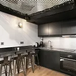 Loft Industriel Avec Terrasse Et Filet Suspendu A Cimiez * Nice