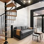 Loft Industriel Avec Terrasse Et Filet Suspendu A Cimiez Apartment *